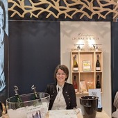 Wine Paris, au-delà d’être un Salon du Vin International, c’est aussi :
🌍 des échappées dans les autres régions viticoles ,
🥂 des dégustations entre 2 rendez-vous, 
🗣️ des partages d’expérience,
👋🏼 des visites de collègues vignerons et de fournisseurs « juste pour un petit bonjour »
🤝 des rencontres,
et des chouettes voisins @champagne_allouchery_perseval 

Alors à la question « à l’année prochaine ? » nous répondons assurément OUI ! Merci @vinexposium  pour l’organisation de cet évènement international ! Et, Merci @champagnedevignerons  pour la belle mise en avant de nos savoir-faire ! 

Nous étions fiers de faire partie de cette aventure.

#WineParis #Champagne #Vin