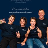 🥂 Nous vous souhaitons une année riche en projets, en réussites et en moments de partage autour de nos champagnes.

credit photo : @cqrlproduction 

#champagnemarin  #vallledelasarce #cotedesbartourisme #vigneronindependant
 #champagnedevigneron