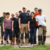 👩‍🌾👨‍🍳 L’équipe
Un immense merci à la Team des Marins – Édition 2025 🙌
Entre fidèles habitués et nouveaux venus, vous avez tous uni vos forces avec une même ambition : faire de cette vendange un succès. Et vous l’avez brillamment relevé ✨🍇

#TeamMarin #Vendanges2025 #champagne #champagnchmarinetfils #champagnemarin

Crédit @franz.pfifferling