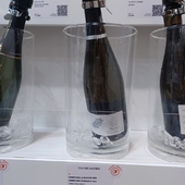 « Tasting Avenue », une belle animation sur Wine Paris 👇🏼

C’est un espace de libre dégustation, les visiteurs ont pu découvrir la cuvée "La Délicate", notre Blanc de Blancs, une harmonie parfaite entre le Pinot Blanc et le Chardonnay🍾✨ Plein de pep’s !

Elle a aussi brillamment remporté une médaille d'Argent au Concours des Effervescents du Monde en 2024. 🌍🥈

Une cuvée parfaite pour les apéritifs des beaux jours qui arrivent ! 

#blancdeblancs #champagne #wineparis

Attention à l’abus d’alcool, à consommer avec modération.